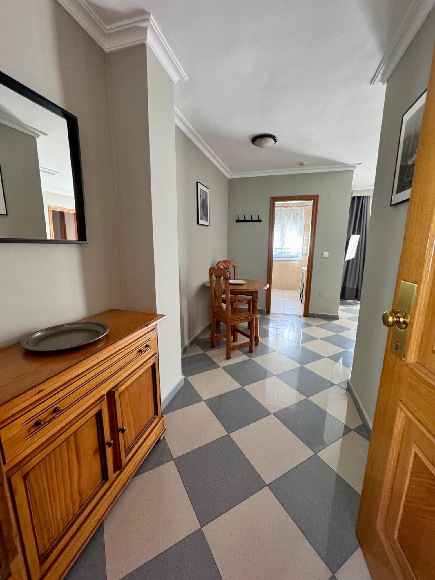 Apartamentos Nina De Oro Torremolinos Exterior photo
