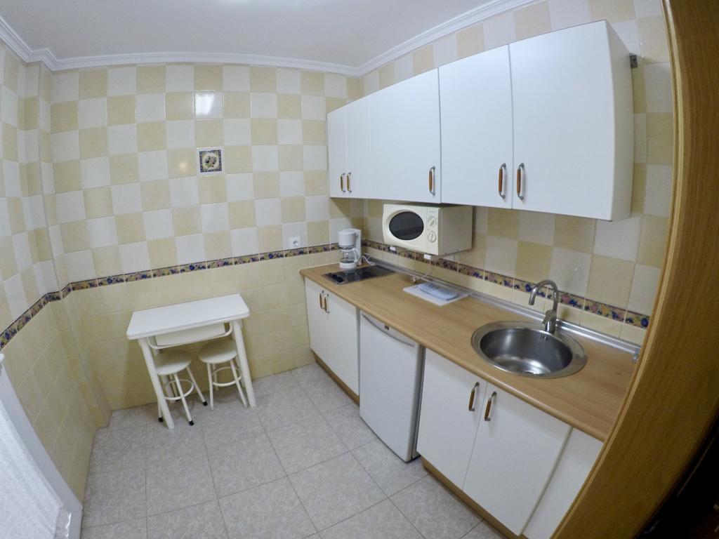 Apartamentos Nina De Oro Torremolinos Exterior photo